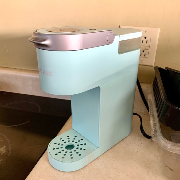 New Teal Keuirg Coffee Maker